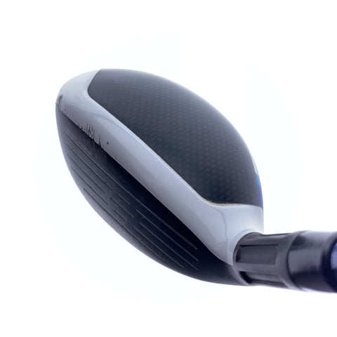 Used TaylorMade Sim2 Max Rescue 4 Hybrid / 22.0 Degrees / Regular Flex