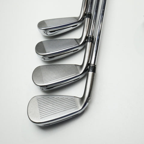 Used TaylorMade SpeedBlade Iron Set / 4 - SW / Regular Flex