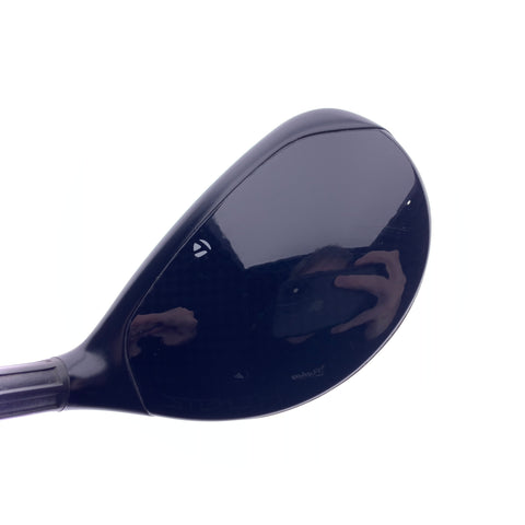 Used TaylorMade Stealth 2 4 Hybrid / 22 Degrees / Stiff Flex