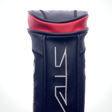 Used TaylorMade Stealth 5 Fairway Wood / 18 Degrees / Regular Flex