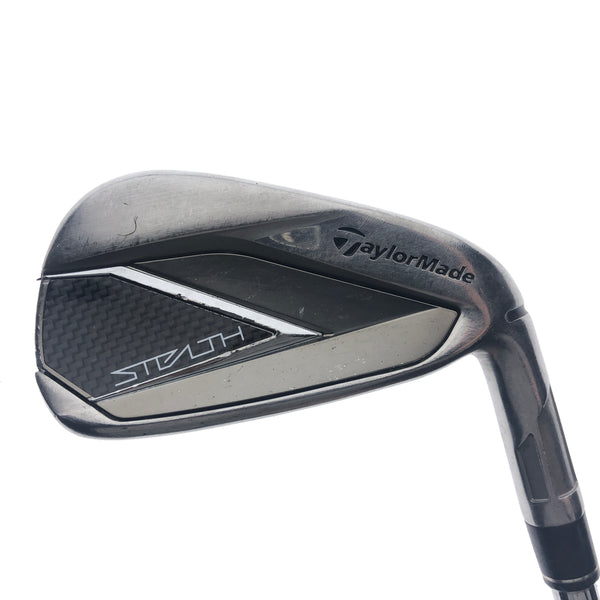 Used TaylorMade Stealth 7 Iron / 28.0 Degrees / Stiff Flex