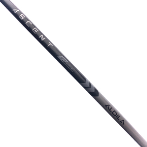 Used TaylorMade Stealth Womens Rescue 6 Hybrid / 28 Degrees / Ladies Flex