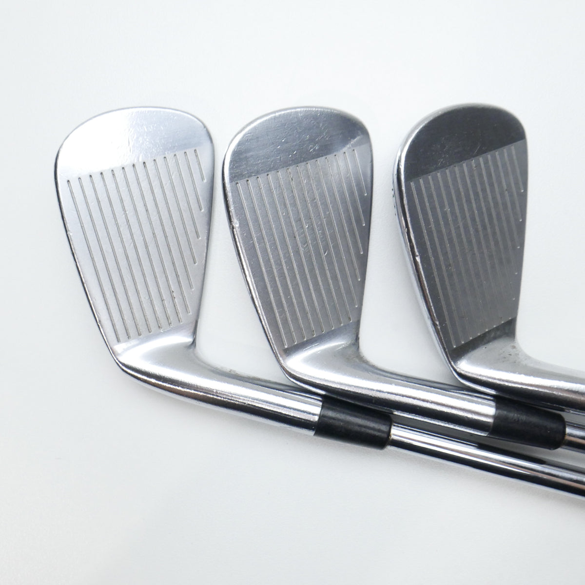 Used TaylorMade Tour Preferred MB 2011 Iron Set / 4 - 9 IRON / Stiff Flex