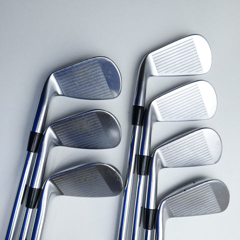 Used Titleist 620 CB & 620 MB Combo Iron Set / 4 - PW / X-Stiff Flex