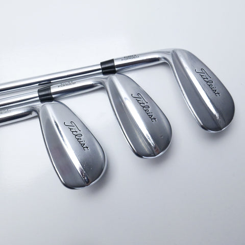 Used Titleist 620 CB & 620 MB Combo Iron Set / 4 - PW / X-Stiff / Left-Handed