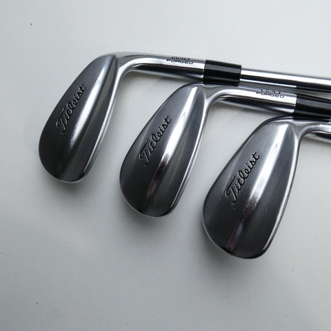 Used Titleist 620 CB & 620 MB Combo Iron Set / 5 - PW / X-Stiff Flex