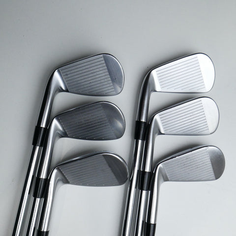 Used Titleist 620 CB & 620 MB Combo Iron Set / 5 - PW / X-Stiff Flex