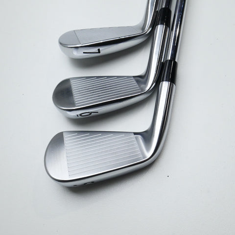 Used Titleist 620 CB & 620 MB Combo Iron Set / 5 - PW / X-Stiff Flex