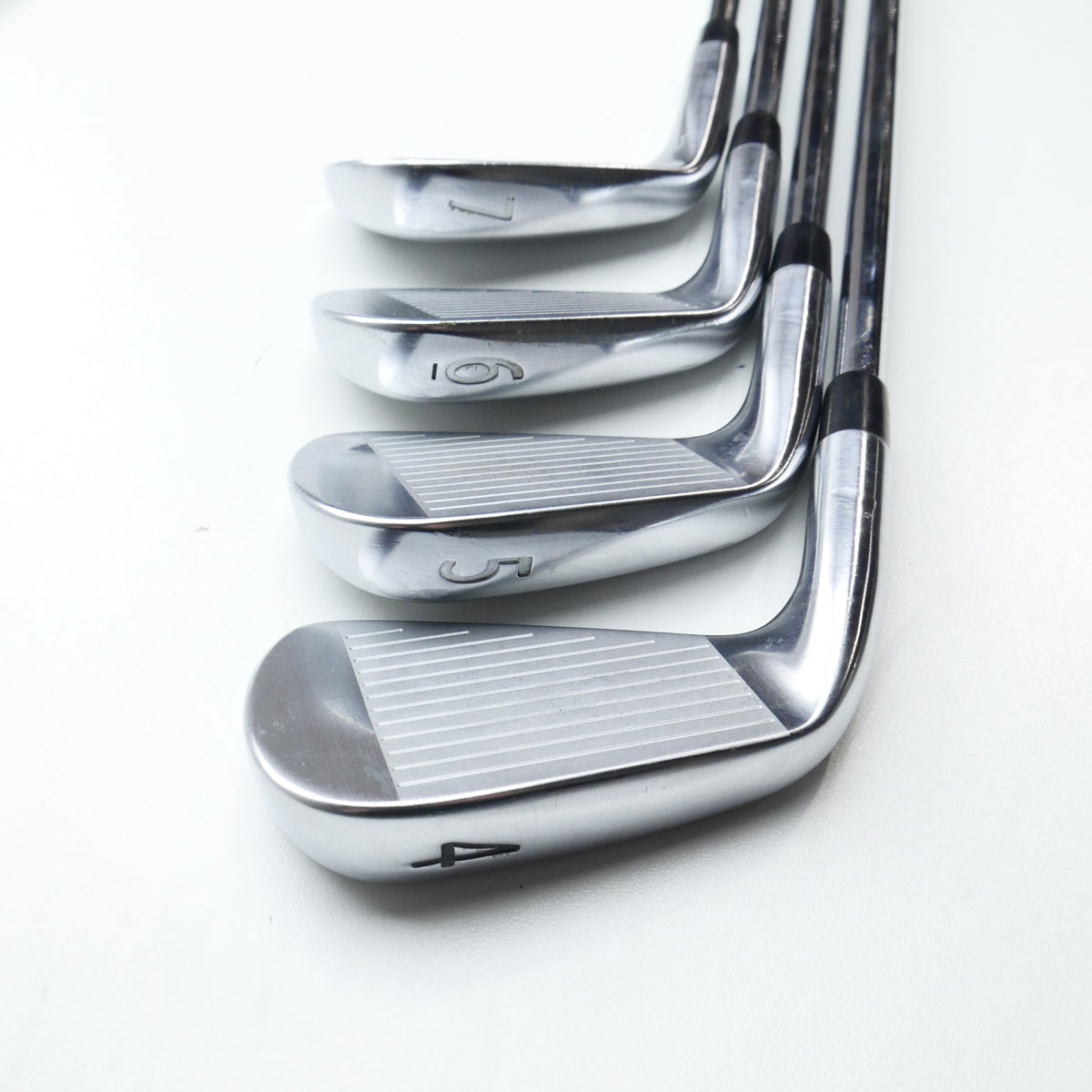 Used Titleist 620 CB Iron Set / 4 - PW / Stiff Flex