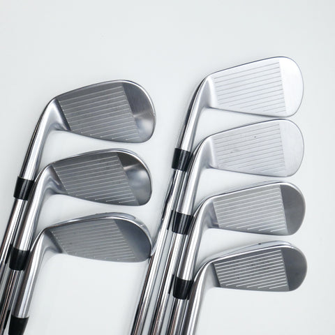 Used Titleist 620 CB Iron Set / 4 - PW / X-Stiff Flex