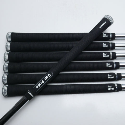 Used Titleist 620 CB Iron Set / 4 - PW / X-Stiff Flex / Left-Handed