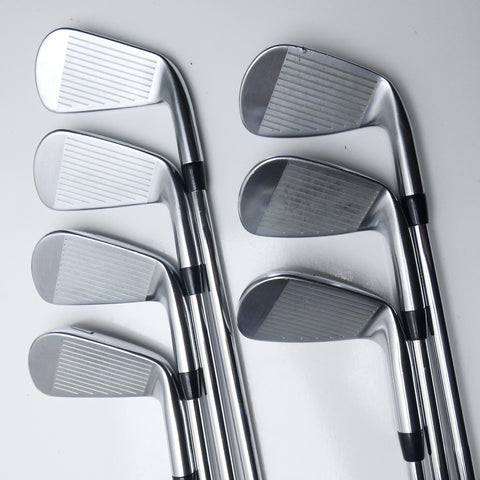 Used Titleist 620 CB Iron Set / 4 - PW / X-Stiff Flex / Left-Handed