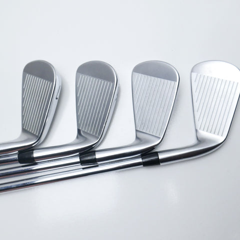 Used Titleist 620 CB Iron Set / 4 - PW / X-Stiff Flex / Left-Handed