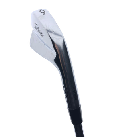 Used Titleist 620 MB 6 Iron / 31.0 Degrees / X-Stiff Flex