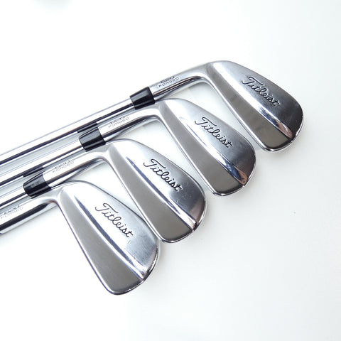 Used Titleist 620 MB Iron Set / 4 - PW / Stiff Flex / Left-Handed