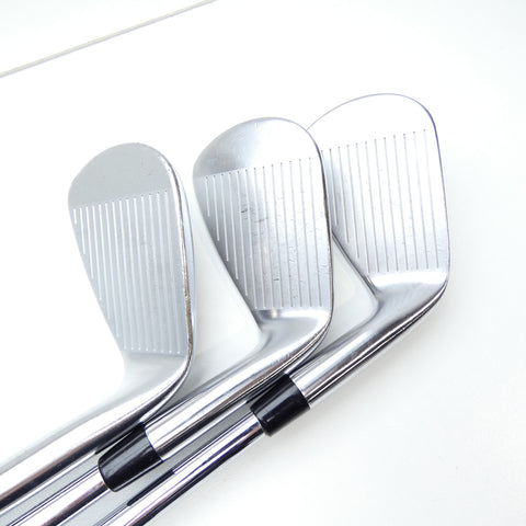 Used Titleist 620 MB Iron Set / 4 - PW / Stiff Flex / Left-Handed