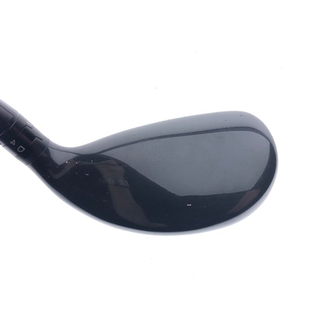 Used Titleist 818 H2 2 Hybrid / 17 Degrees / Stiff Flex