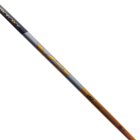 Used Titleist 905 R Driver / 9.5 Degrees / Stiff Flex