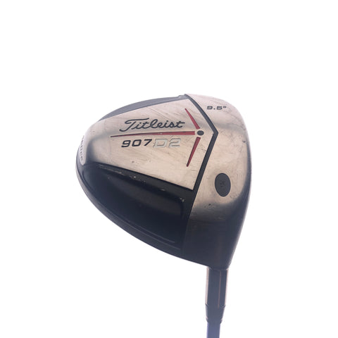 Used Titleist 907 D2 Driver / 9.5 Degrees / X-Stiff Flex