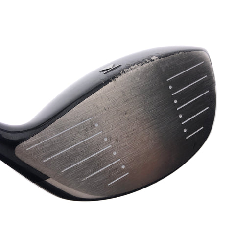 Used Titleist 909 D2 Driver / 10.5 Degrees / Regular Flex / Left-Handed
