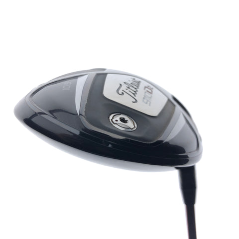 Used Titleist 910 D2 Driver / 10.5 Degrees / Regular Flex