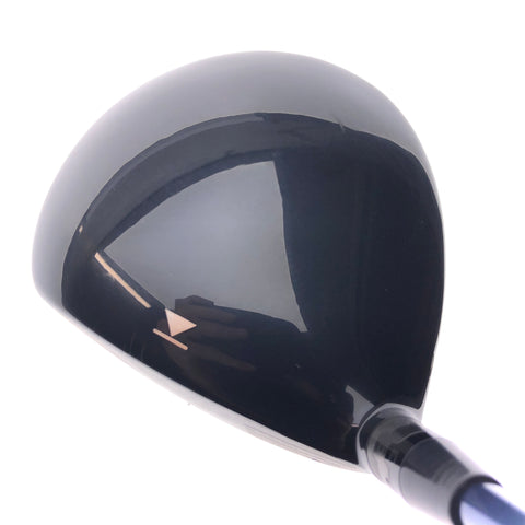 Used Titleist 910 D2 Driver / 10.5 Degrees / Stiff Flex