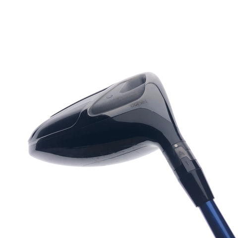 Used Titleist 910 D3 Driver / 8.5 Degrees / X-Stiff Flex
