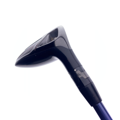 Used Titleist 910 F 3 Fairway Wood / 15 Degrees / Stiff Flex