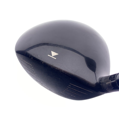 Used Titleist 913 D2 Driver / 10.5 Degrees / Stiff Flex