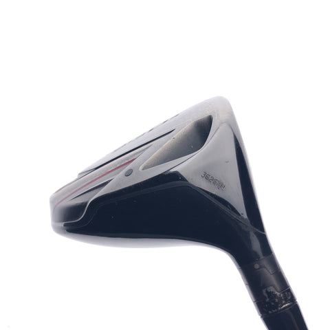 Used Titleist 913 D3 Driver / 10.5 Degrees / A Flex