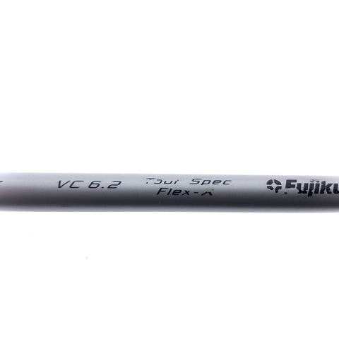 Used Titleist 913 D3 Driver / 8.5 Degrees / X-Stiff Flex