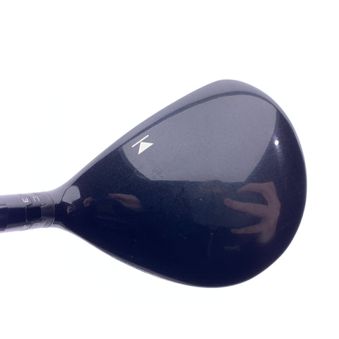 Used Titleist 913F 3 Fairway Wood / 15 Degrees / X-Stiff Flex