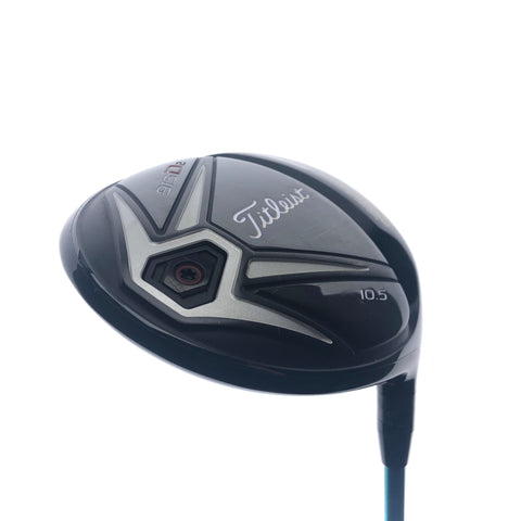 Used Titleist 915 D2 Driver / 10.5 Degrees / Stiff Flex