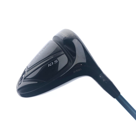 Used Titleist 915 D2 Driver / 10.5 Degrees / Stiff Flex