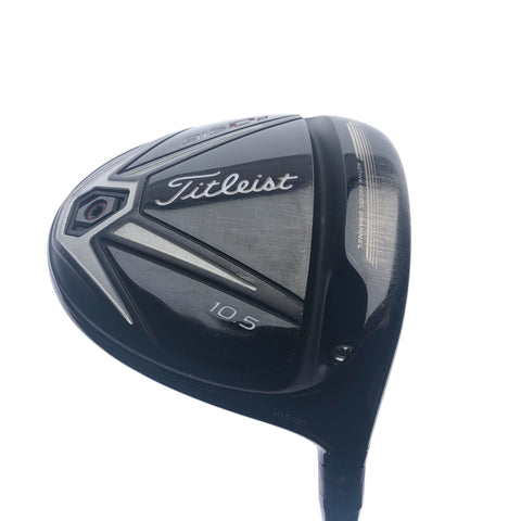 Used Titleist 915 D2 Driver / 10.5 Degrees / Stiff Flex