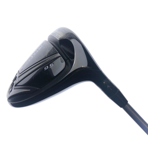 Used Titleist 915 D2 Driver / 9.5 Degrees / Stiff Flex