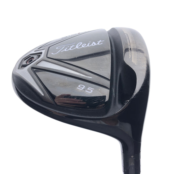 Used Titleist 915 D2 Driver / 9.5 Degrees / Stiff Flex