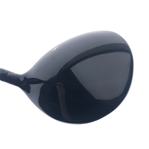 Used Titleist 915 D3 Driver / 9.5 Degrees / Stiff Flex