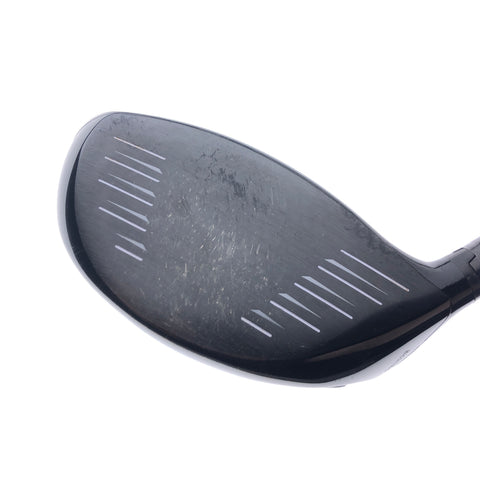 Used Titleist 915 D3 Driver / 9.5 Degrees / X-Stiff Flex