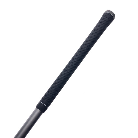 Used Titleist 915 F 3 Fairway Wood / 15 Degrees / Regular Flex