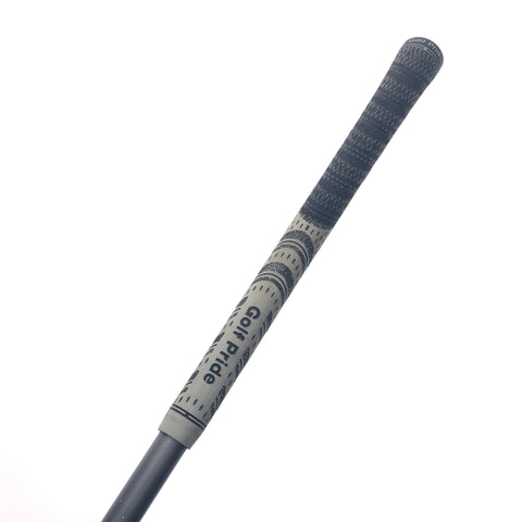 Used Titleist 915 F 3 Fairway Wood / 15 Degrees / Stiff Flex / Left-Handed
