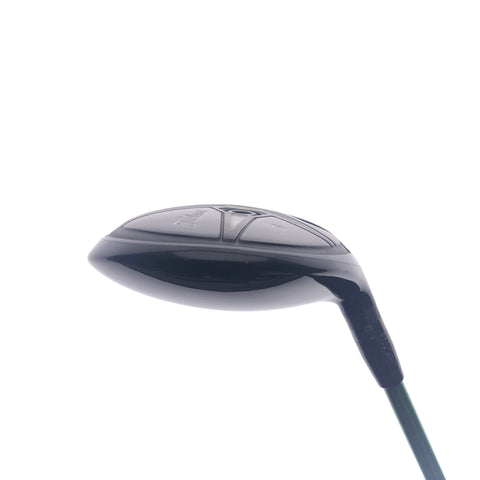 Used Titleist 915 F 3 Fairway Wood / 15 Degrees / X-Stiff Flex