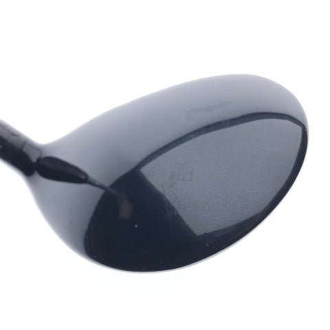 Used Titleist 915 F 3 Fairway Wood / 15 Degrees / X-Stiff Flex