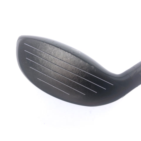 Used Titleist 915 F 3 Fairway Wood / 16.5 Degrees / Stiff Flex