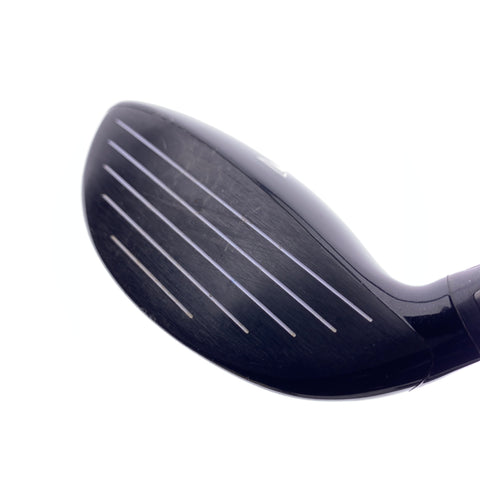 Used Titleist 915 F 4 Fairway Wood / 16.5 Degrees / Stiff Flex