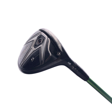 Used Titleist 915 F 5 Fairway Wood / 18 Degrees / X-Stiff Flex