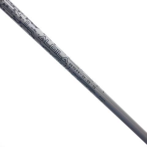 Used Titleist 915 H 2 Hybrid / 18 Degrees / Stiff Flex