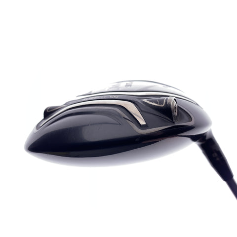 Used Titleist 917 D2 Driver / 10.5 Degrees / Stiff Flex