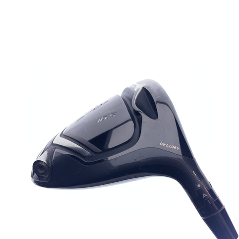 Used Titleist 917 D2 Driver / 10.5 Degrees / Stiff Flex