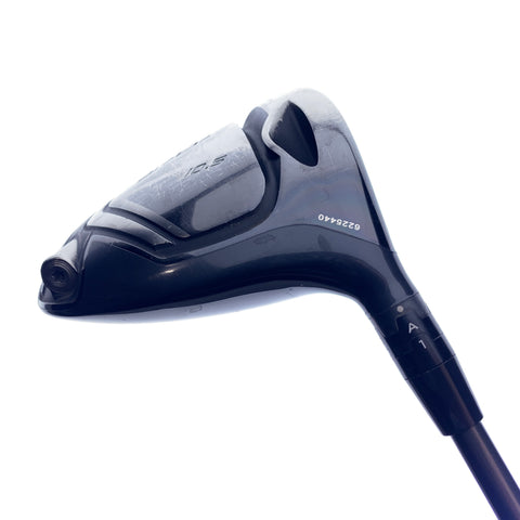 Used Titleist 917 D2 Driver / 10.5 Degrees / Stiff Flex
